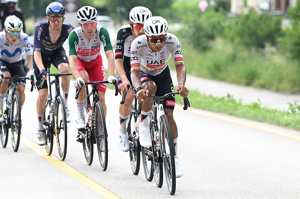 纳尔瓦埃斯重夺冲刺衫，Giro d'Italia 第四赛段胜机为何溜走？
