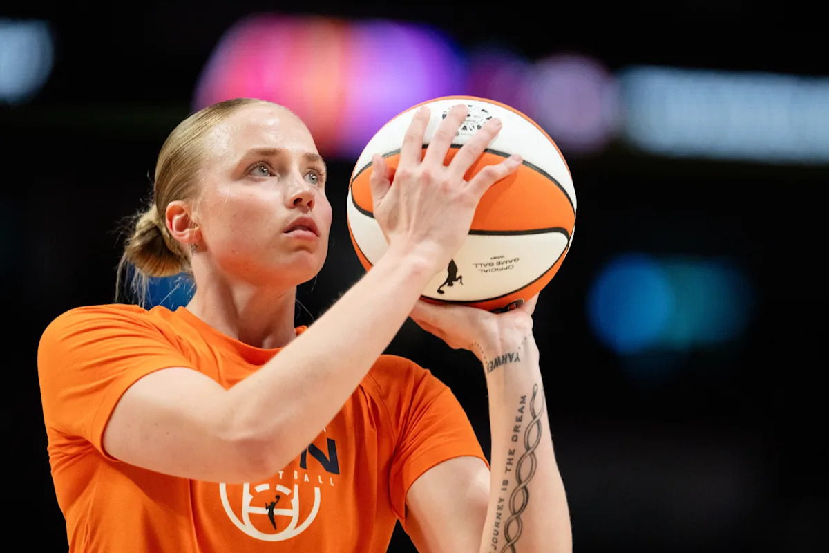 K1体育 再次被裁！前 LSU 女子篮球后卫 Hailey Van Lith 的 WNBA 困境解析