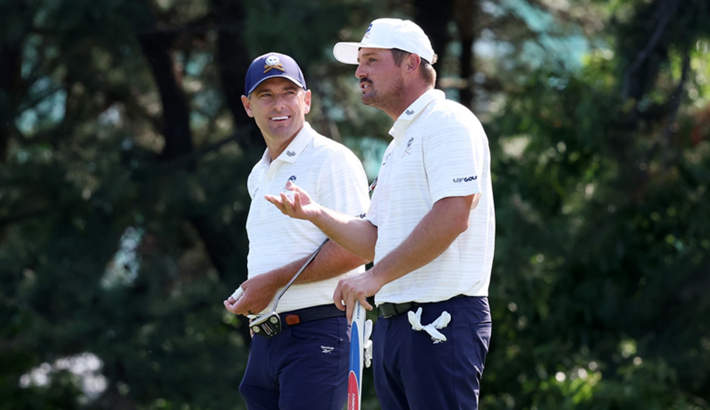 泰勒·古奇领跑 LIV Golf Korea 次轮，德尚博、霍威尔紧追不舍